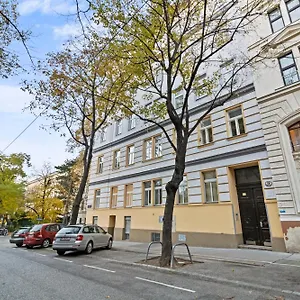  Apartament Designer Near Schoenbrunn